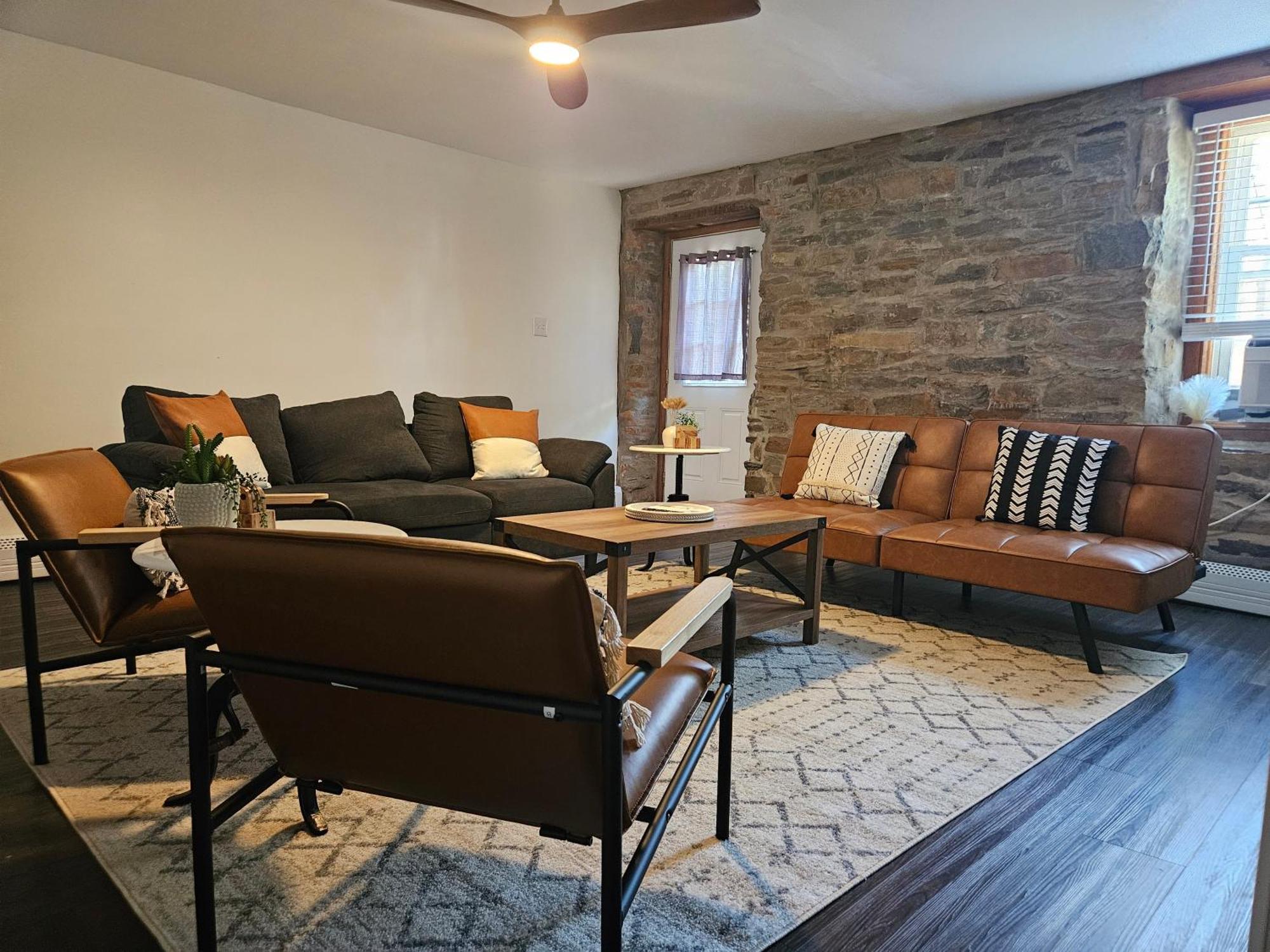 Rustic & Remodeled 3-Bedroom In Downtown Phoenixville Dış mekan fotoğraf